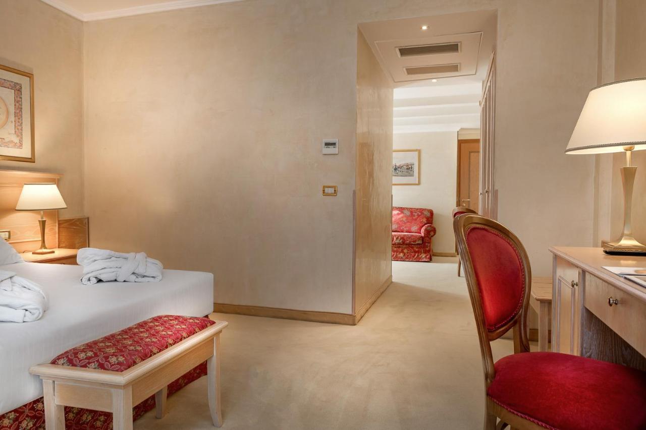 Hotel De Londres Rímini